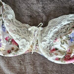 Maidenform underwire w/corset-like lacing up center floral satiny fabric 36DD